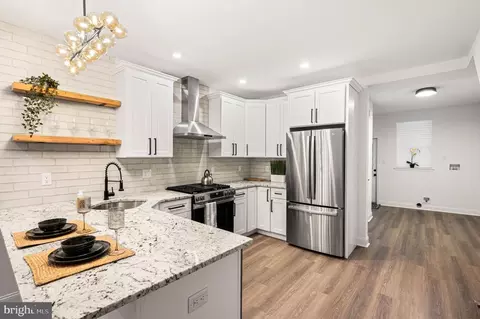 1825 Titan St, Philadelphia, PA 19146