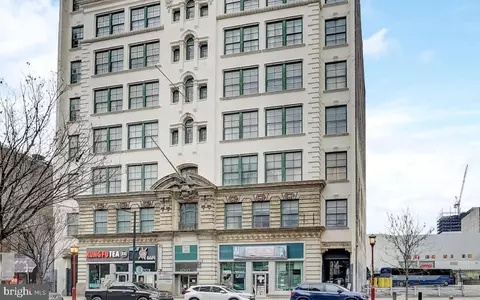 1010 00 Arch St #807, Philadelphia, PA 19107