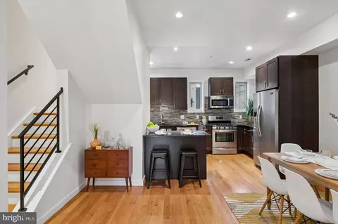 2555 Carpenter St #E, Philadelphia, PA 19146