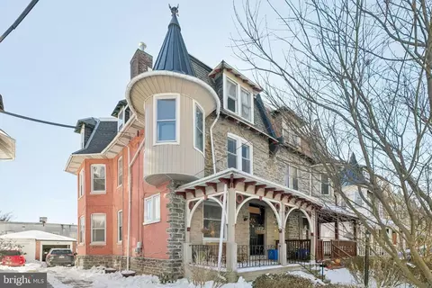 122 E Washington Ln, Philadelphia, PA 19144