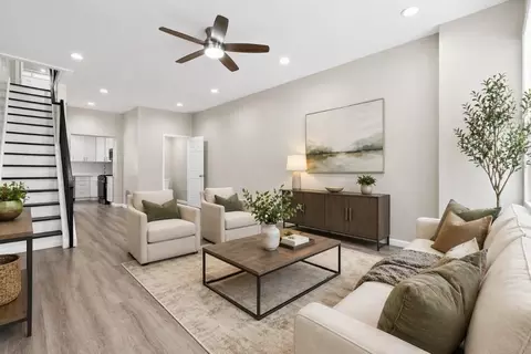 2126 Pierce St, Philadelphia, PA 19145
