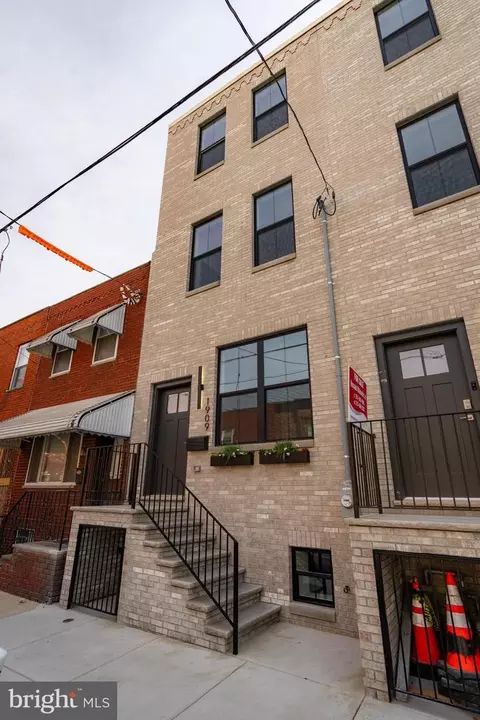 1909 12th, Philadelphia, PA 19148