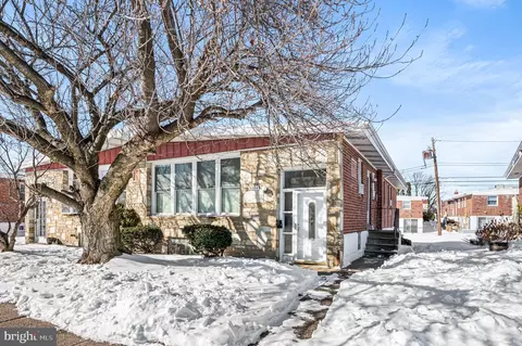9364 Clark St, Philadelphia, PA 19115