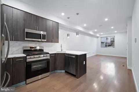 2138 N Franklin St, Philadelphia, PA 19122