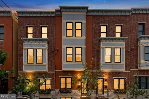 805 N Lecount St, Philadelphia, PA 19130