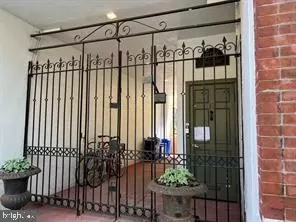 1028 30 Pine St #4, Philadelphia, PA 19107