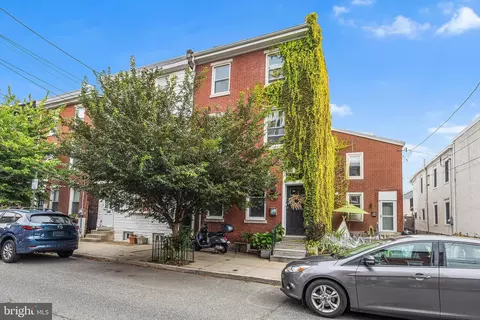 1337 Marlborough St, Philadelphia, PA 19125