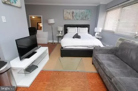 2101-17 Chestnut St #323, Philadelphia, PA 19103