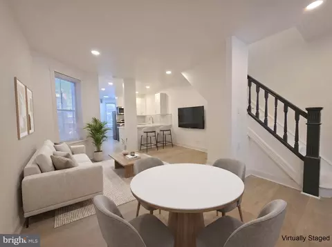 5214 Reinhard St, Philadelphia, PA 19143
