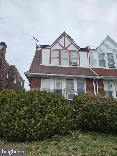 1421 Saint Vincent St, Philadelphia, PA 19111