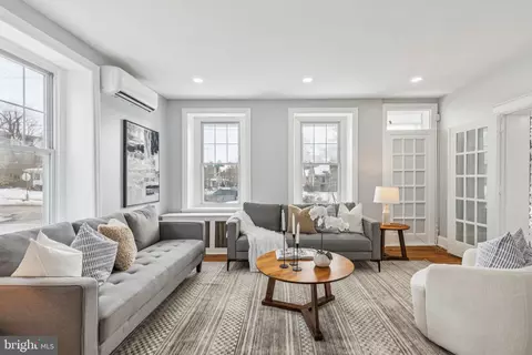 433 E Gorgas Ln, Philadelphia, PA 19119