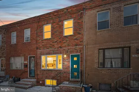 1913 S Iseminger St, Philadelphia, PA 19148