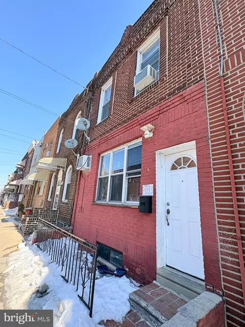 2033 S 9th St, Philadelphia, PA 19148