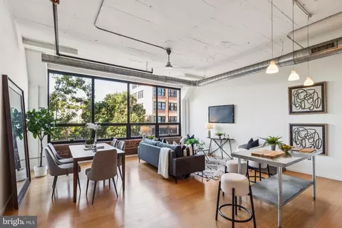 1714 Memphis St #211, Philadelphia, PA 19125