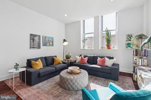 1101 Locust St #3C, Philadelphia, PA 19107