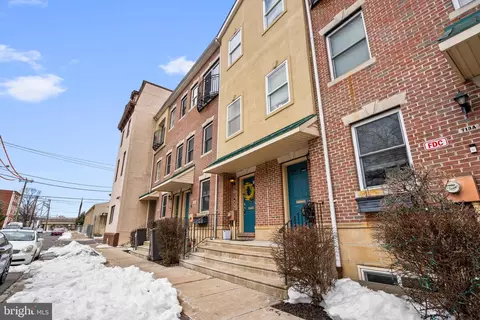 715 Brown St #B, Philadelphia, PA 19123