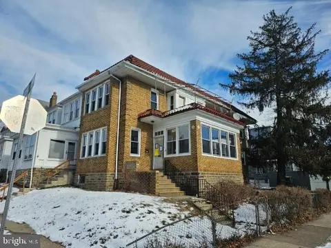 1515 W Duncannon Ave, Philadelphia, PA 19141
