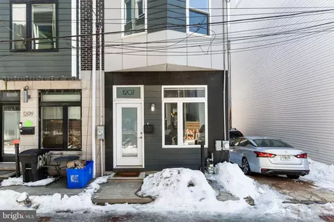 1207 N Etting St, Philadelphia, PA 19121