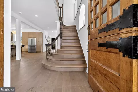 5136 Wayne Ave, Philadelphia, PA 19144