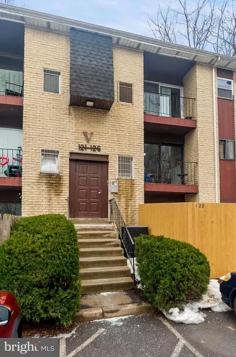 8030 Ditman St #124V, Philadelphia, PA 19136