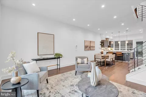 602 N 5th St #5, Philadelphia, PA 19123