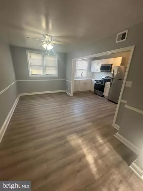 1015 Rosalie St, Philadelphia, PA 19149