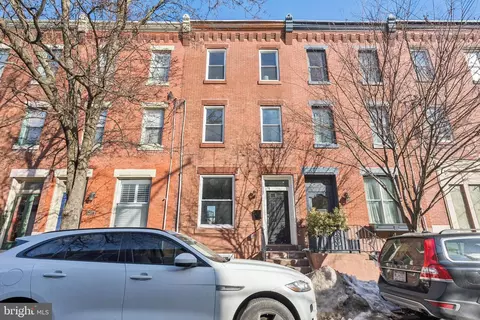 2433 Brown St, Philadelphia, PA 19130