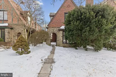 302 Wadsworth Ave, Philadelphia, PA 19119