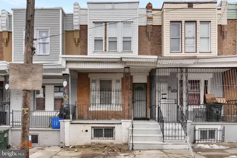 916 E Schiller St, Philadelphia, PA 19134