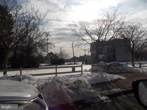 2311 N Lawrence St, Philadelphia, PA 19133