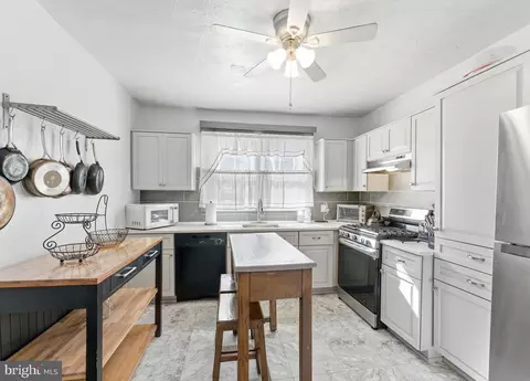 7828 Michener Ave, Philadelphia, PA 19150