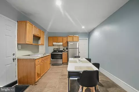 1705 Harrison St, Philadelphia, PA 19124