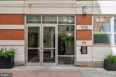 113 N Bread St #3H2, Philadelphia, PA 19106