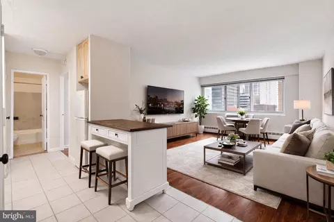 2101 Chestnut St #719, Philadelphia, PA 19103