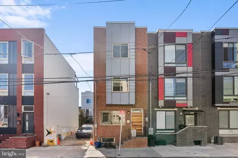 1904 E Cumberland St, Philadelphia, PA 19125