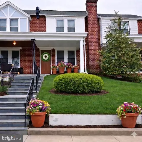 5226 Akron St, Philadelphia, PA 19124