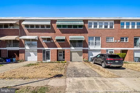 6715 Egret Pl, Philadelphia, PA 19142