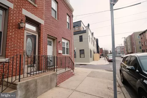 621 N 35th St, Philadelphia, PA 19104