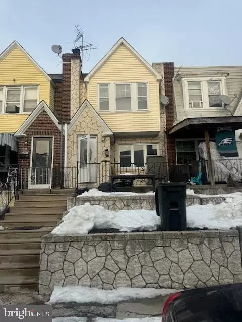 4765 Vista St, Philadelphia, PA 19136