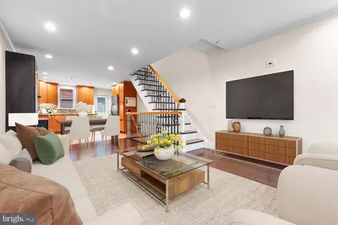 1629 S Iseminger St, Philadelphia, PA 19148