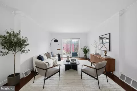 1422 Montrose St, Philadelphia, PA 19146