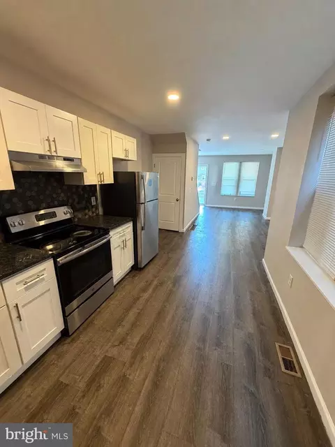 720 S Ithan St, Philadelphia, PA 19143