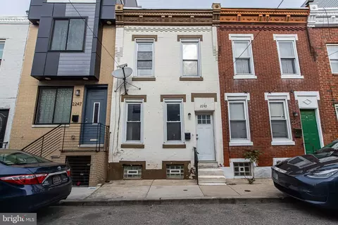 2245 Greenwich St, Philadelphia, PA 19146