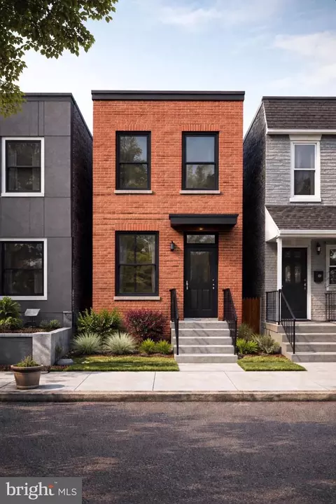 3019 Clifford St, Philadelphia, PA 19121