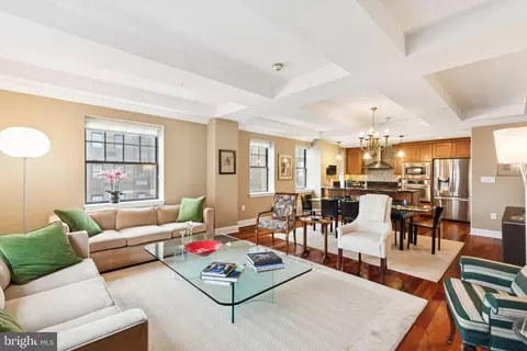 1701 15 Locust St #1704, Philadelphia, PA 19103