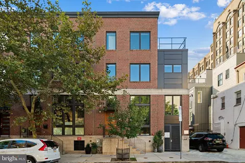 212 N 21st St #1, Philadelphia, PA 19103