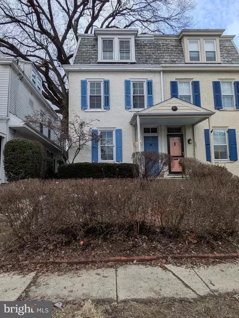 205 Evergreen Ave, Philadelphia, PA 19118
