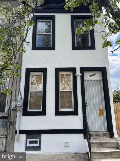 2425 N Sydenham St, Philadelphia, PA 19132