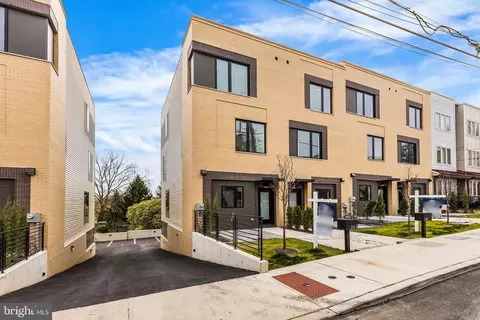 265 Delmar St #B, Philadelphia, PA 19128