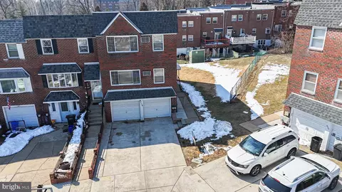 4718 Hegerman Ter, Philadelphia, PA 19114